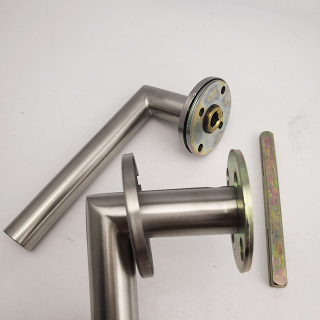 manija de la puerta 3