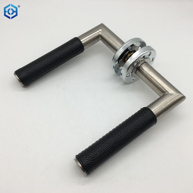 Tiradores de cuero de Ikea Dresser