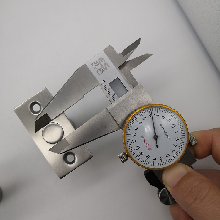 Huelga de piso de acero inoxidable