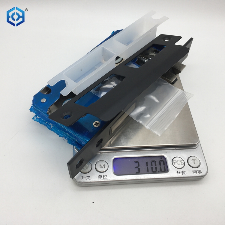 pu&ntilde;o de la puerta y juego de cerrojo