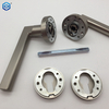 La belleza de las manijas de las puertas interiores de aleación de zinc, níquel satinado y geometría