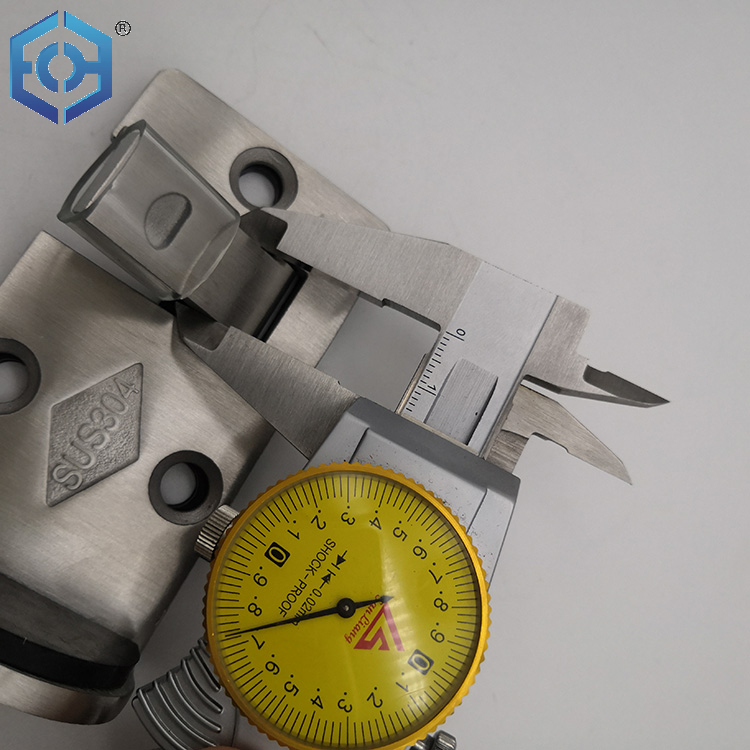 tap&oacute;n de puerta de yute