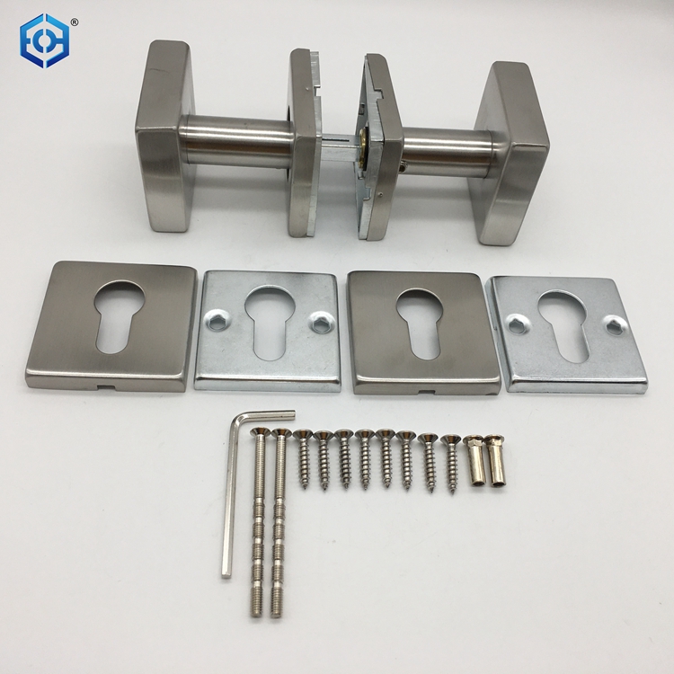 Cerraduras de puertas delanteras