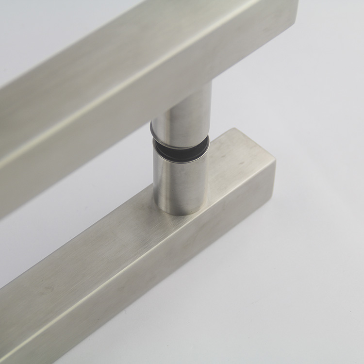 tiradores y tiradores de oro