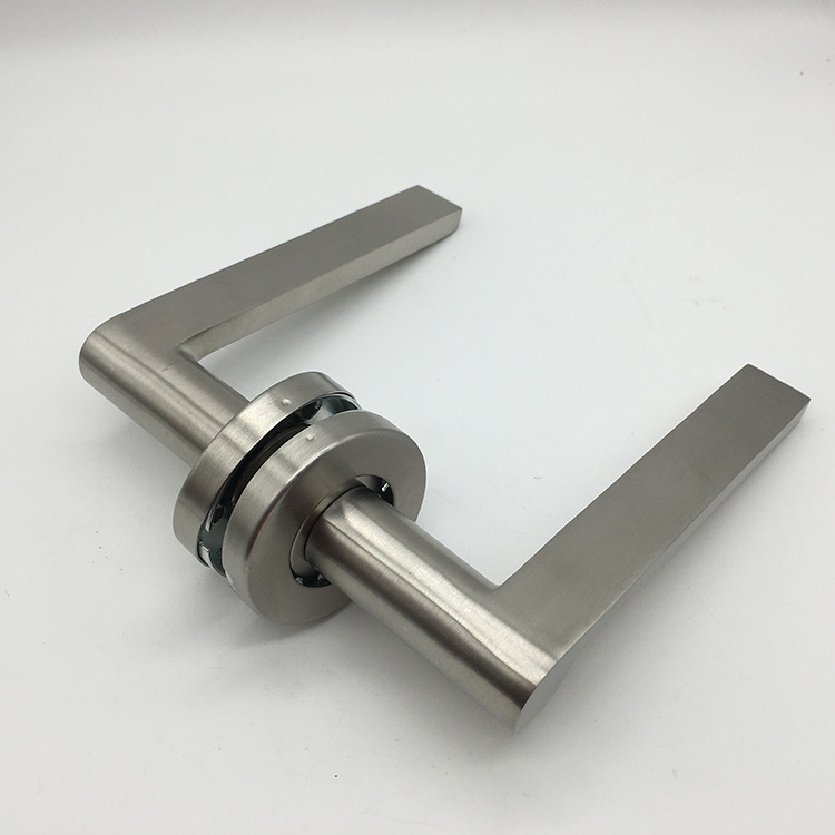 Manijas de doble puerta