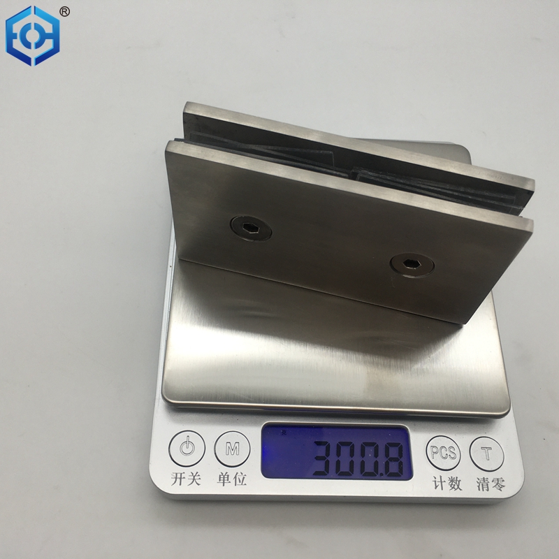 puerta de vidrio de pivote