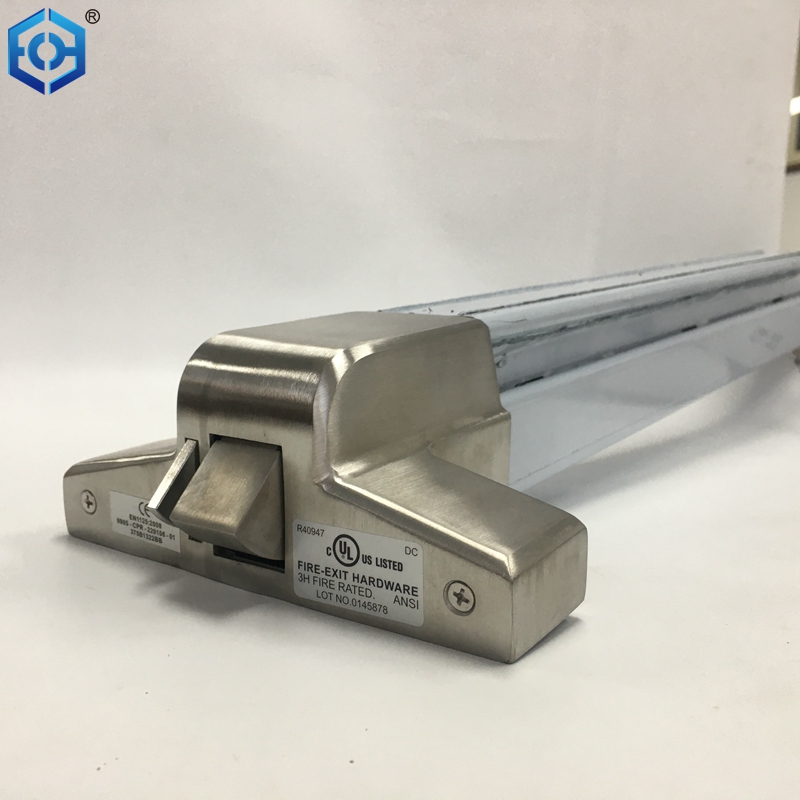 Primera opci&oacute;n Barra de p&aacute;nico 3690