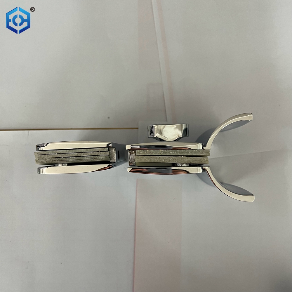 mechones de la puerta del cub&iacute;culo del ba&ntilde;o