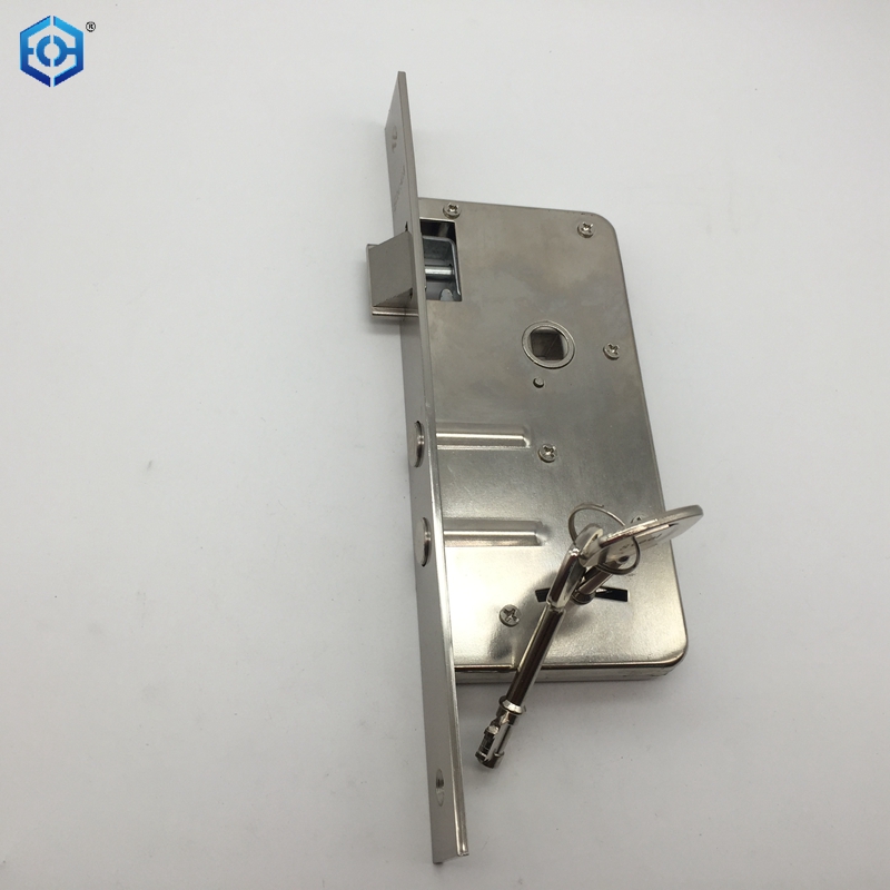 perforar una cerradura de embutir