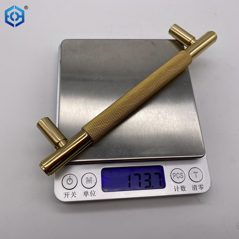 perillas de gabinete de lat&oacute;n pulido