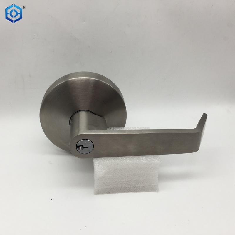 cerradura de puerta con barra de empuje