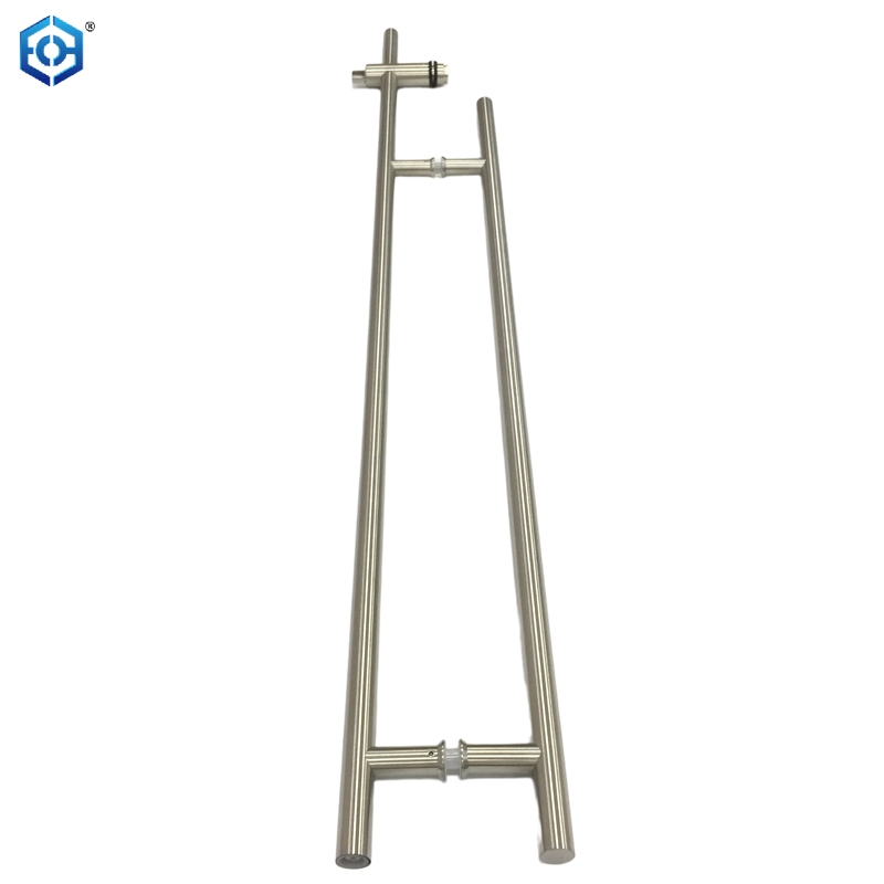Tirador de escalera con cerradura de diseño, de acero inoxidable cepillado, 52-7/8" 
