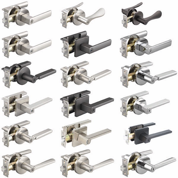 El tirador de puerta de metal de acero inoxidable maneja las cerraduras de Sudam&eacute;rica