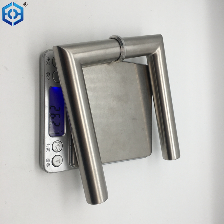 manijas de la puerta negra mate