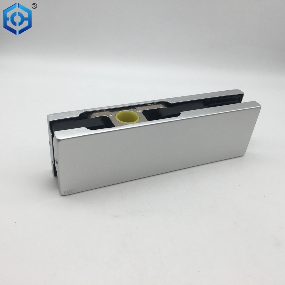 parche de la puerta de vidrio