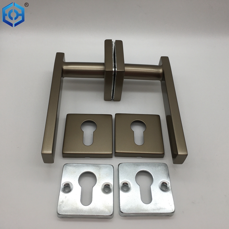 tornillos de la perilla