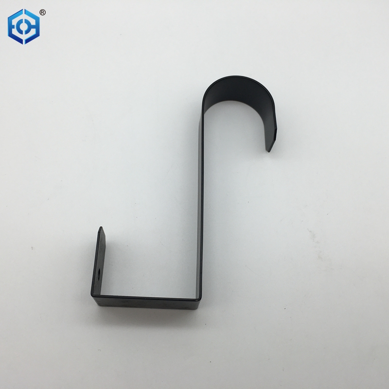 estantes de abrigo y sombrero