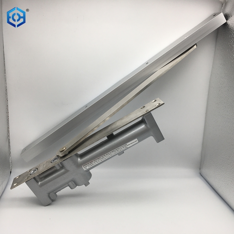 tope de la puerta de tormenta