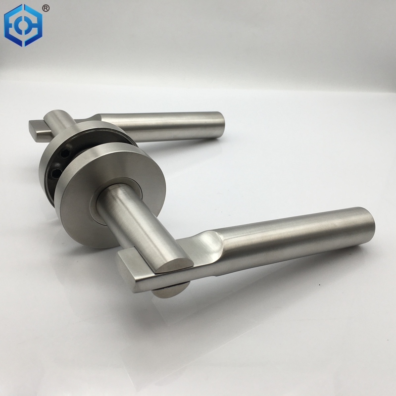 hardware de puerta de entrada emtek