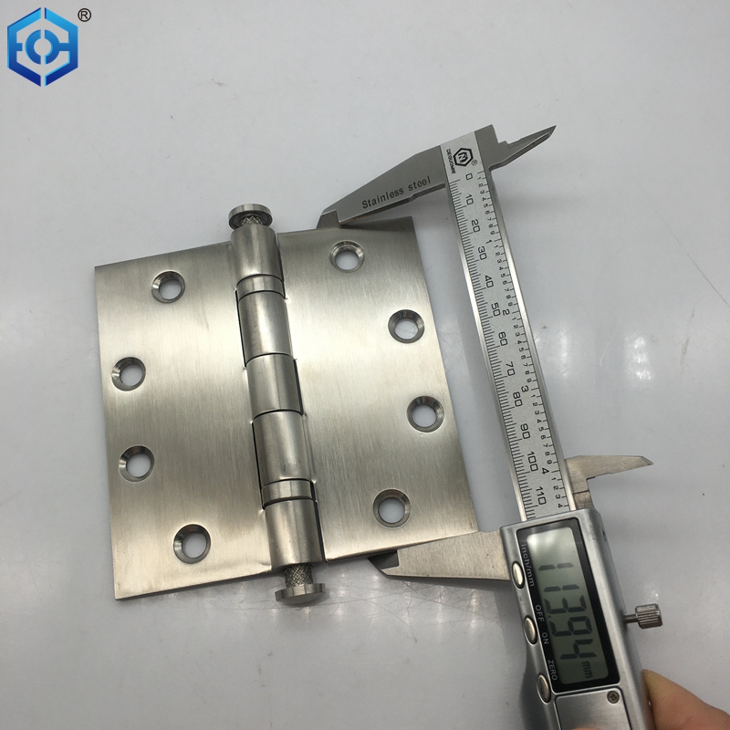 Arreglar las bisagras de las puertas