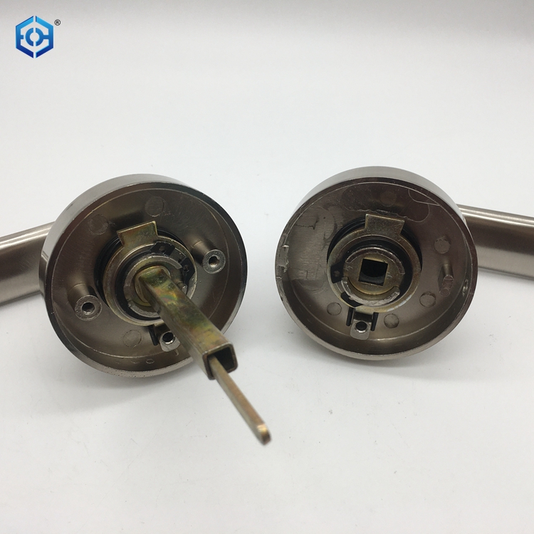 Cerradura interna de la puerta bifold