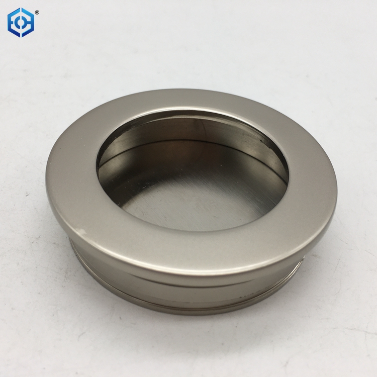 tirones de puerta de lat&oacute;n