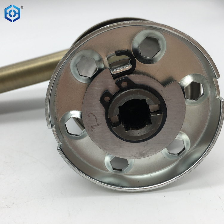 manijas de la puerta de lat&oacute;n cepilladas