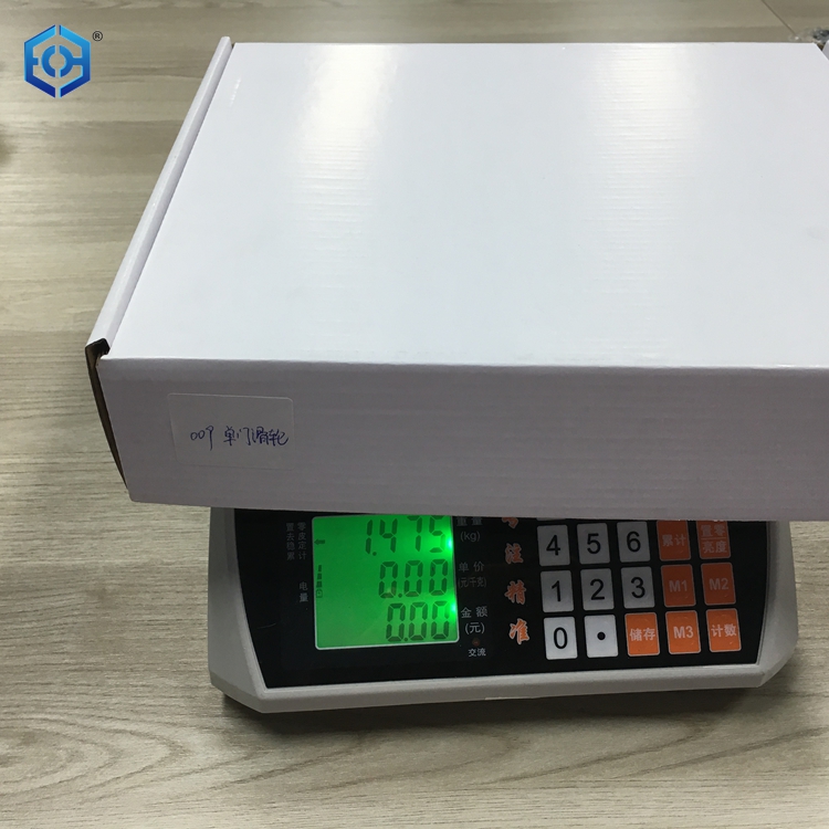 Pantalla deslizante sobre el ba&ntilde;o