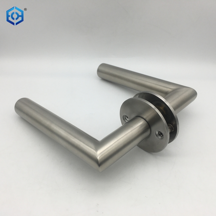 Palancas de puerta antiguas