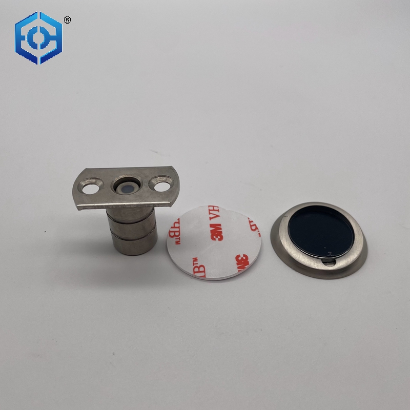 tap&oacute;n de puerta invisible