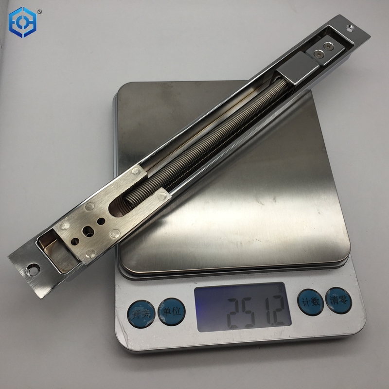 Fijaci&oacute;n con tornillos para bucle de puerta blindada