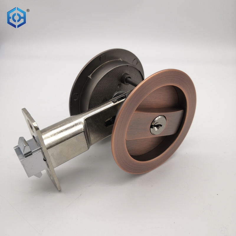 pestillo de puerta de granero con cerradura