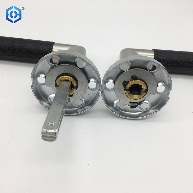 Manijas de puerta de cromo cepilladas