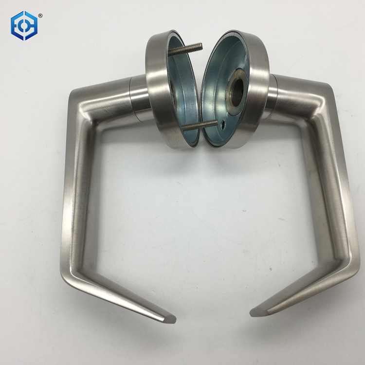 Manijas de la puerta del armario deslizante