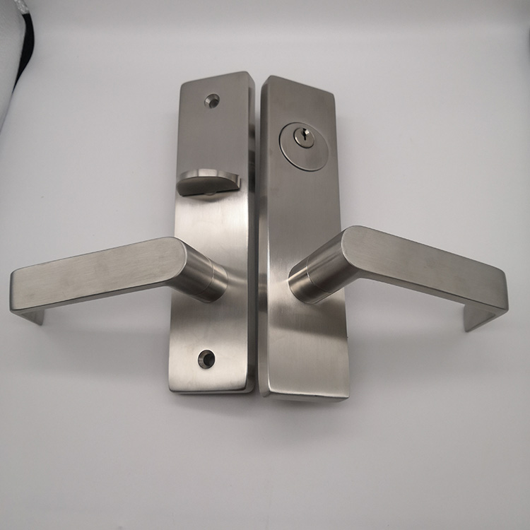 manija de puerta s&oacute;lida