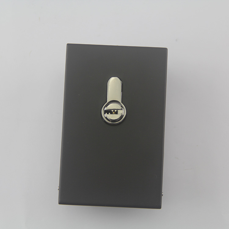 cerradura magn&eacute;tica en puerta de vidrio