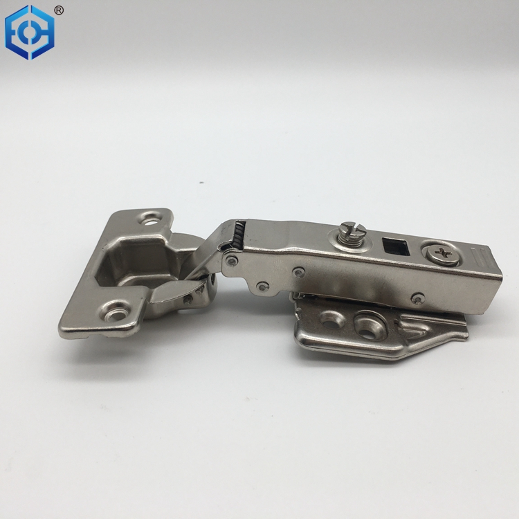 Bisagras suaves de cerca