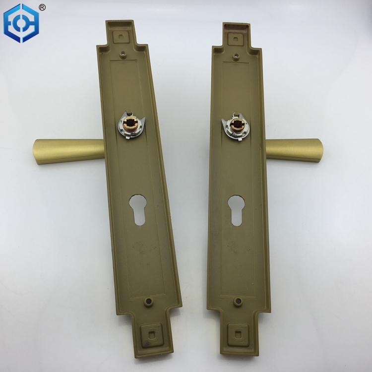 manijas de la puerta de la madera de bloqueo