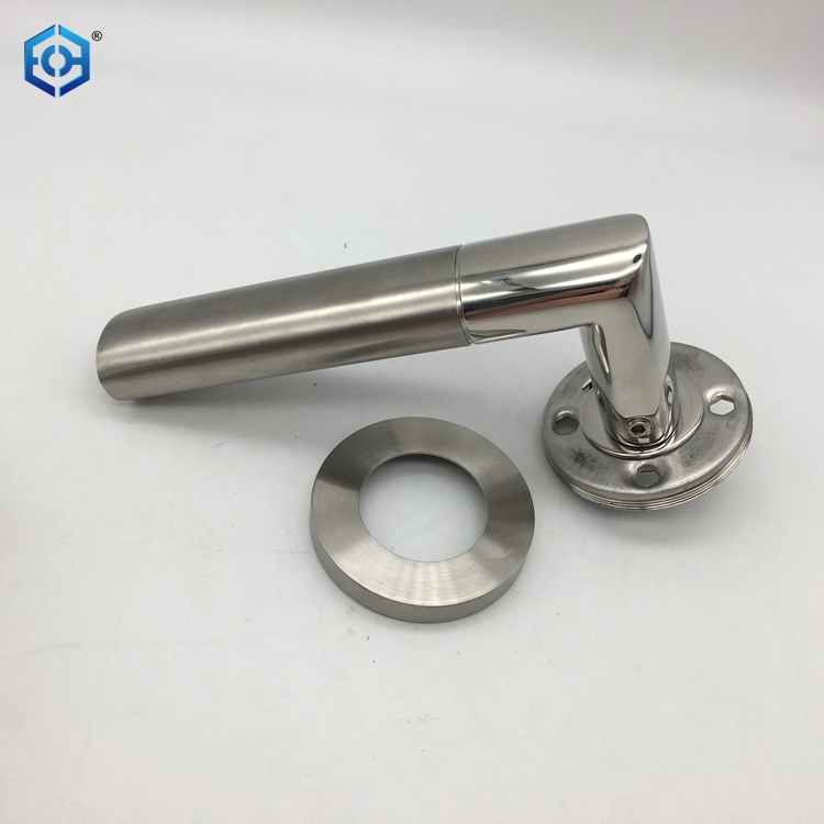 Manijas de puerta de acero inoxidable