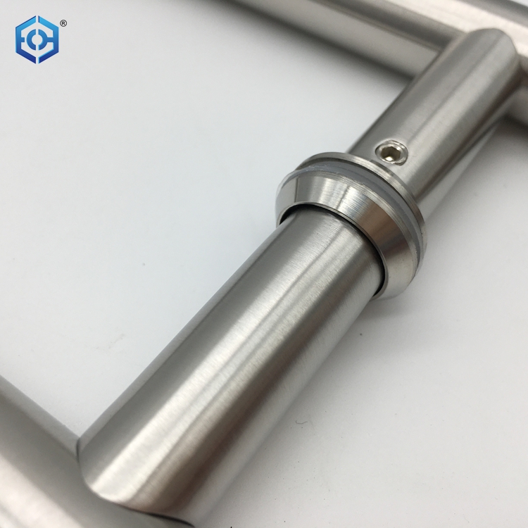 Herrajes de puerta moderna