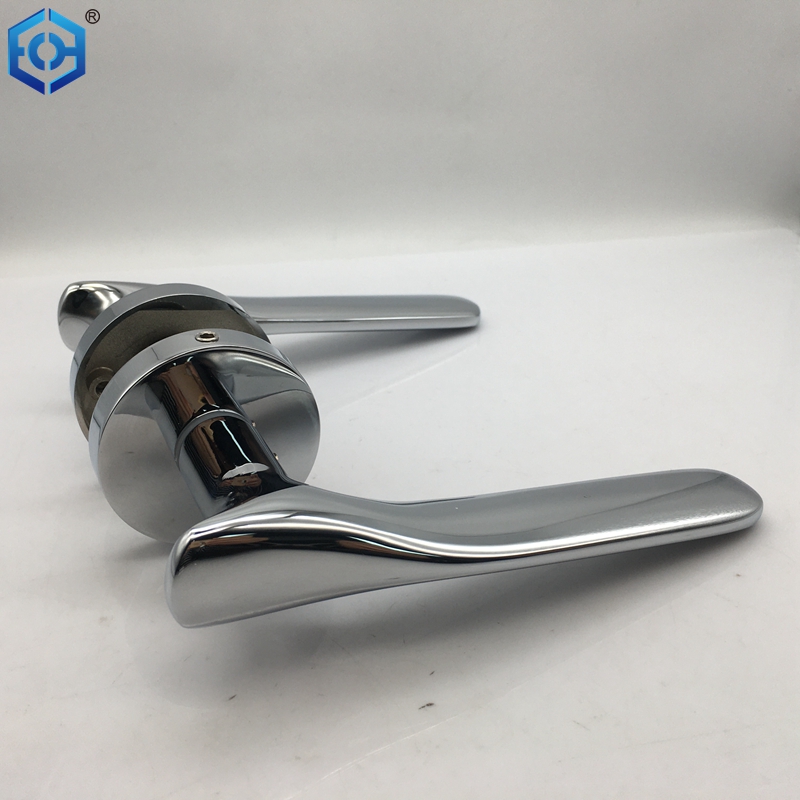 mangos de la puerta del dormitorio