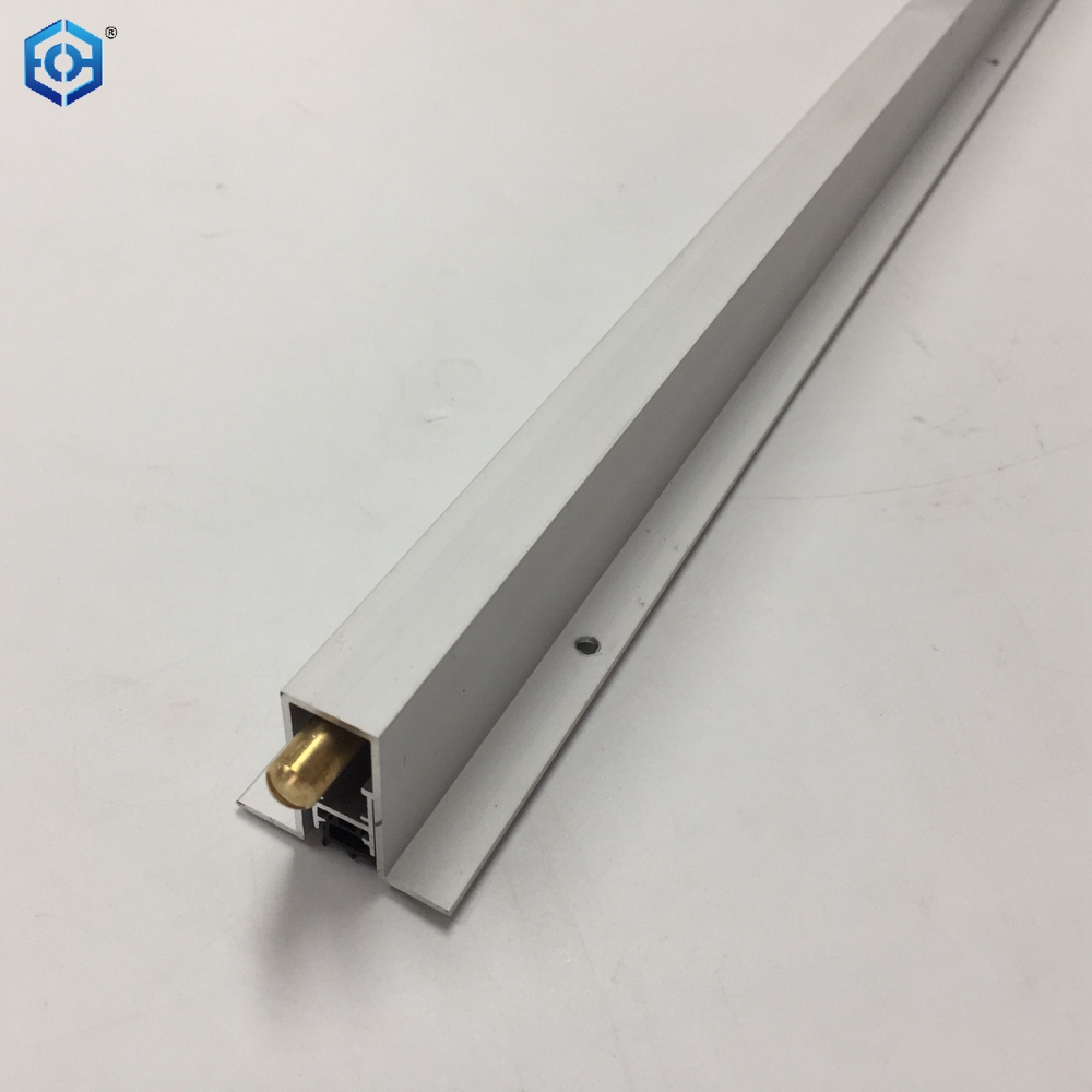 Sello automático debajo de la puerta con doble sello de bulbo de neopreno Caída de 1" - Barrido automático de puerta embutido de 36"