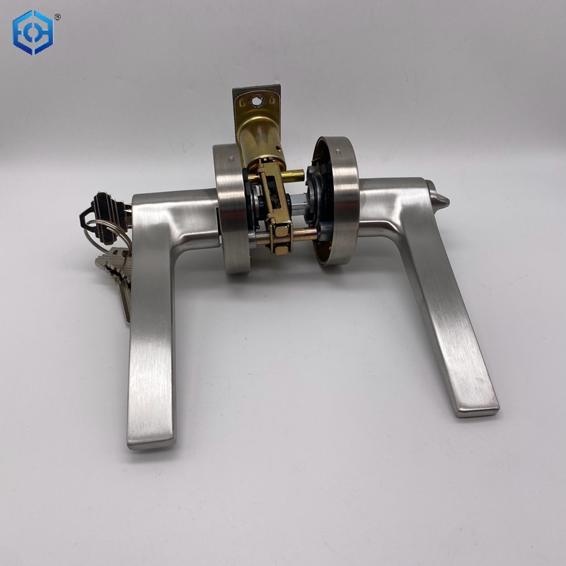 manijas de la puerta de palanca con llave