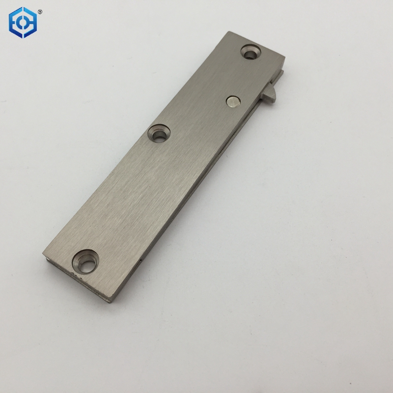 Tirador de borde de puerta corrediza con borde de cuchillo preciso de latón y níquel satinado