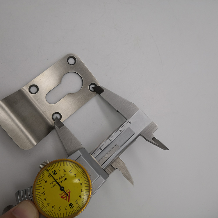 perillas de puerta kwikset