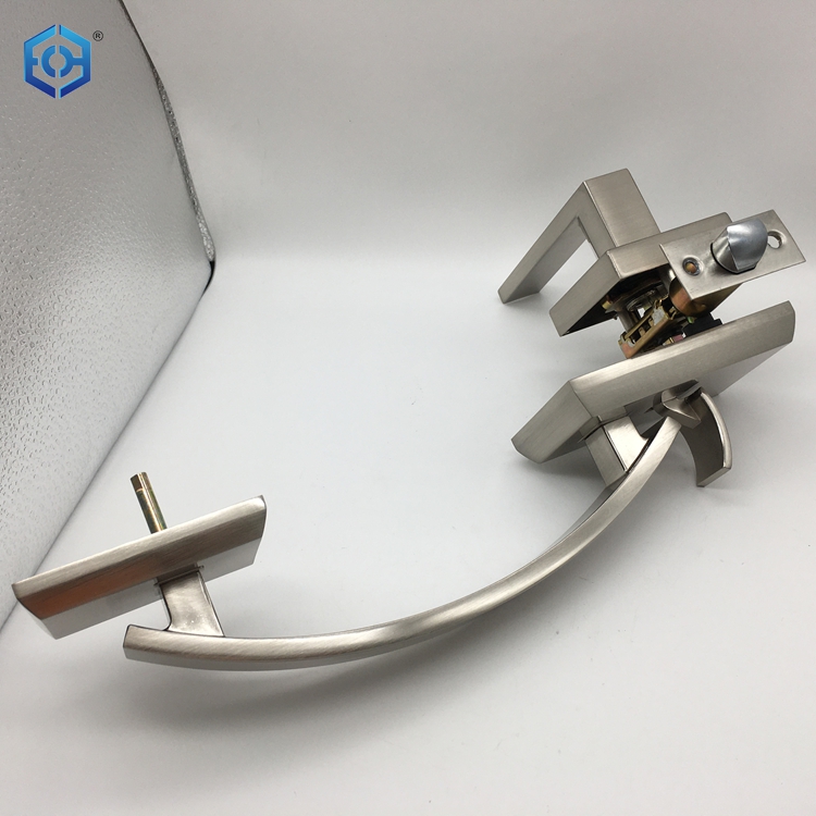 Manijas de puerta blanca