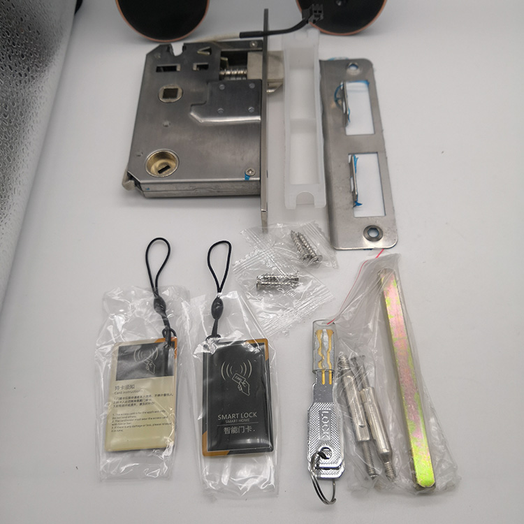 Cerradura de puerta electr&oacute;nica con huella dactilar