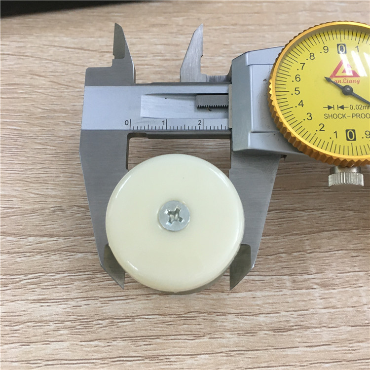 perilla de puerta oculta