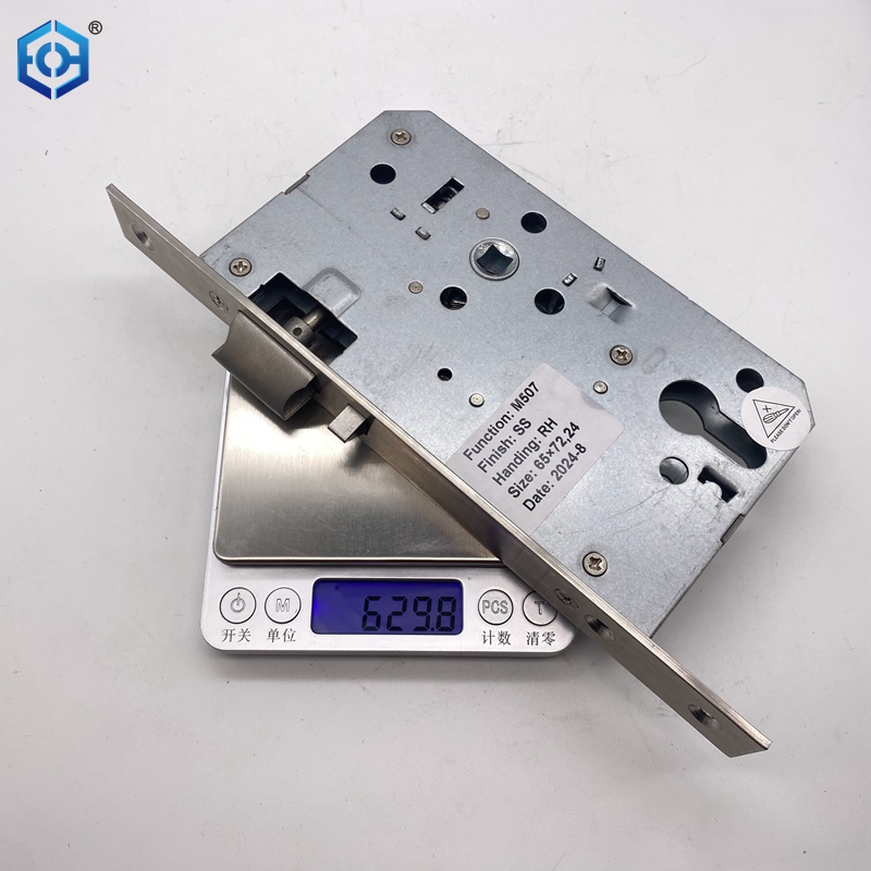 pestillo de la noche de lat&oacute;n