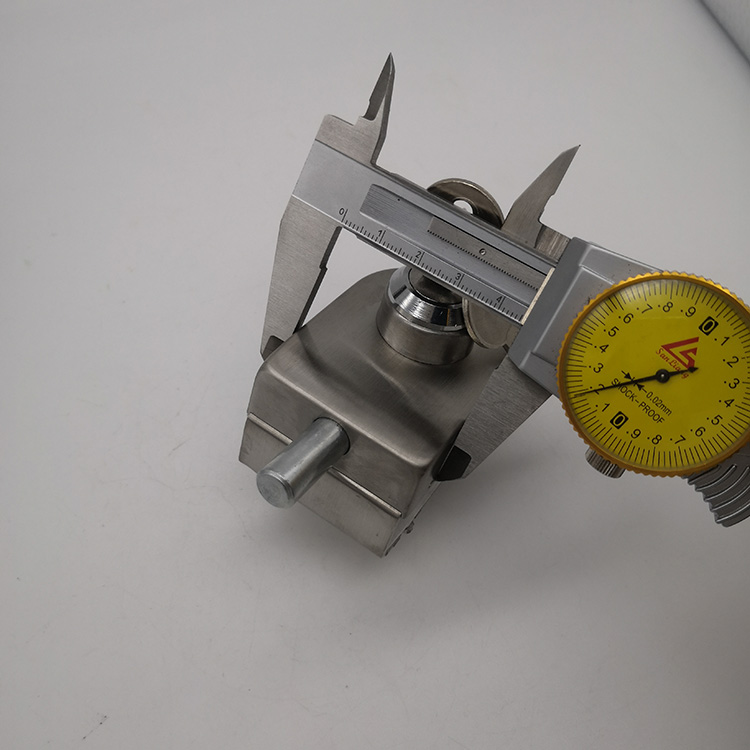 cerradura de puerta de cristal de ara&ntilde;a